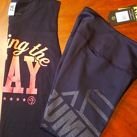 Zumba Outfit (T-shirt & Leggings) 2 piece Lot - Picture 5 of 7